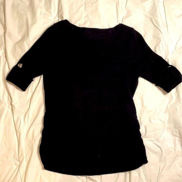 Apt 9 Black knit fitted top size M  ruched sides/textured design silver buttons - Picture 1 of 10
